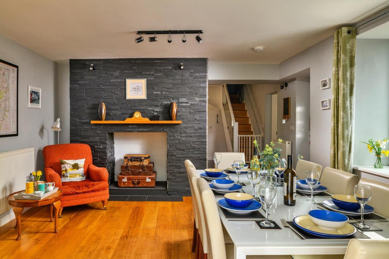 Finest Retreats - Bodlawen Holiday House - Edge Of Snowdonia Cerrig-y-Druidion Exterior photo
