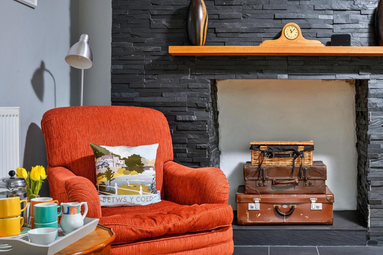 Finest Retreats - Bodlawen Holiday House - Edge Of Snowdonia Cerrig-y-Druidion Exterior photo